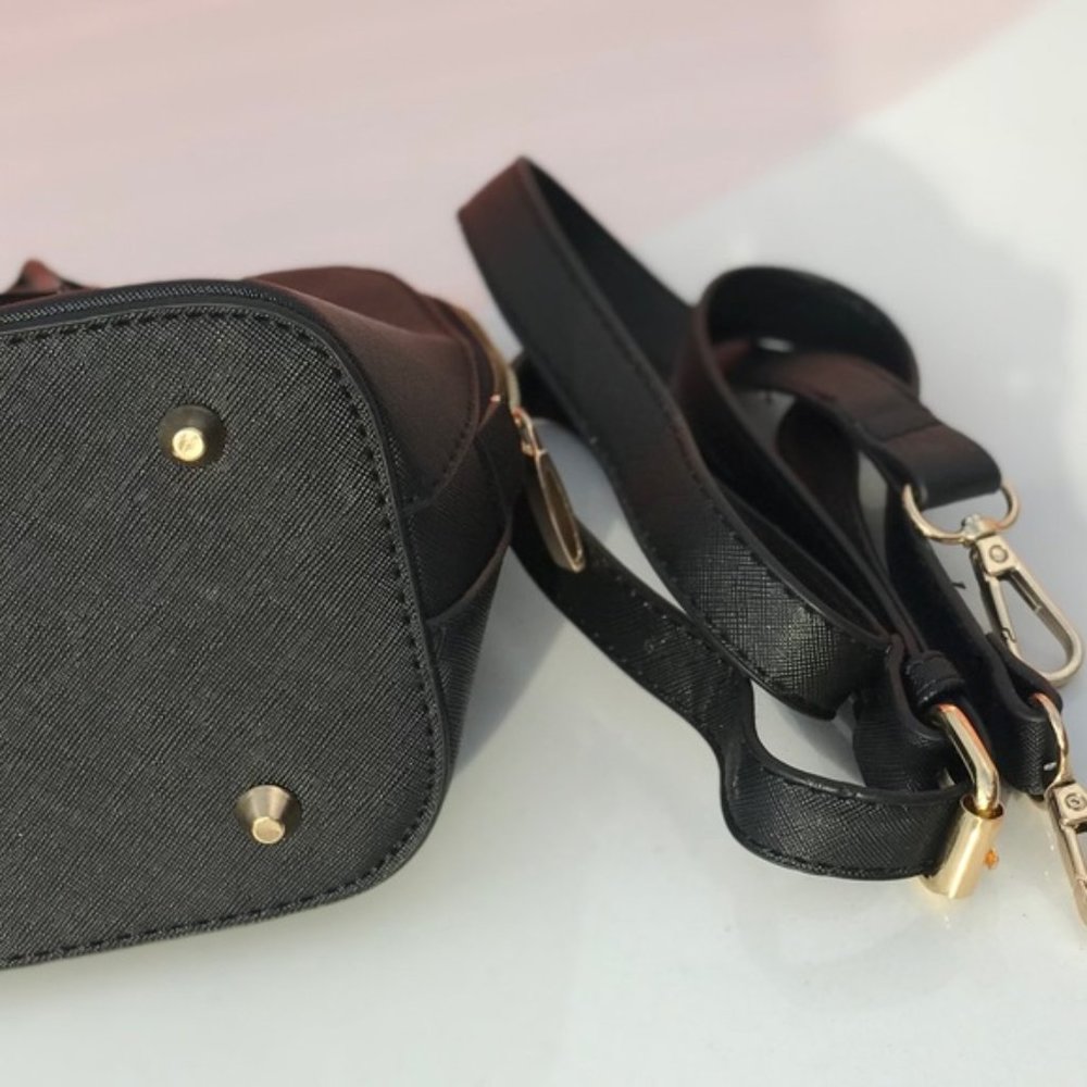 Black Drs. Satchel w/ Crossbody Adjustable Strap - Picture 6 of 8